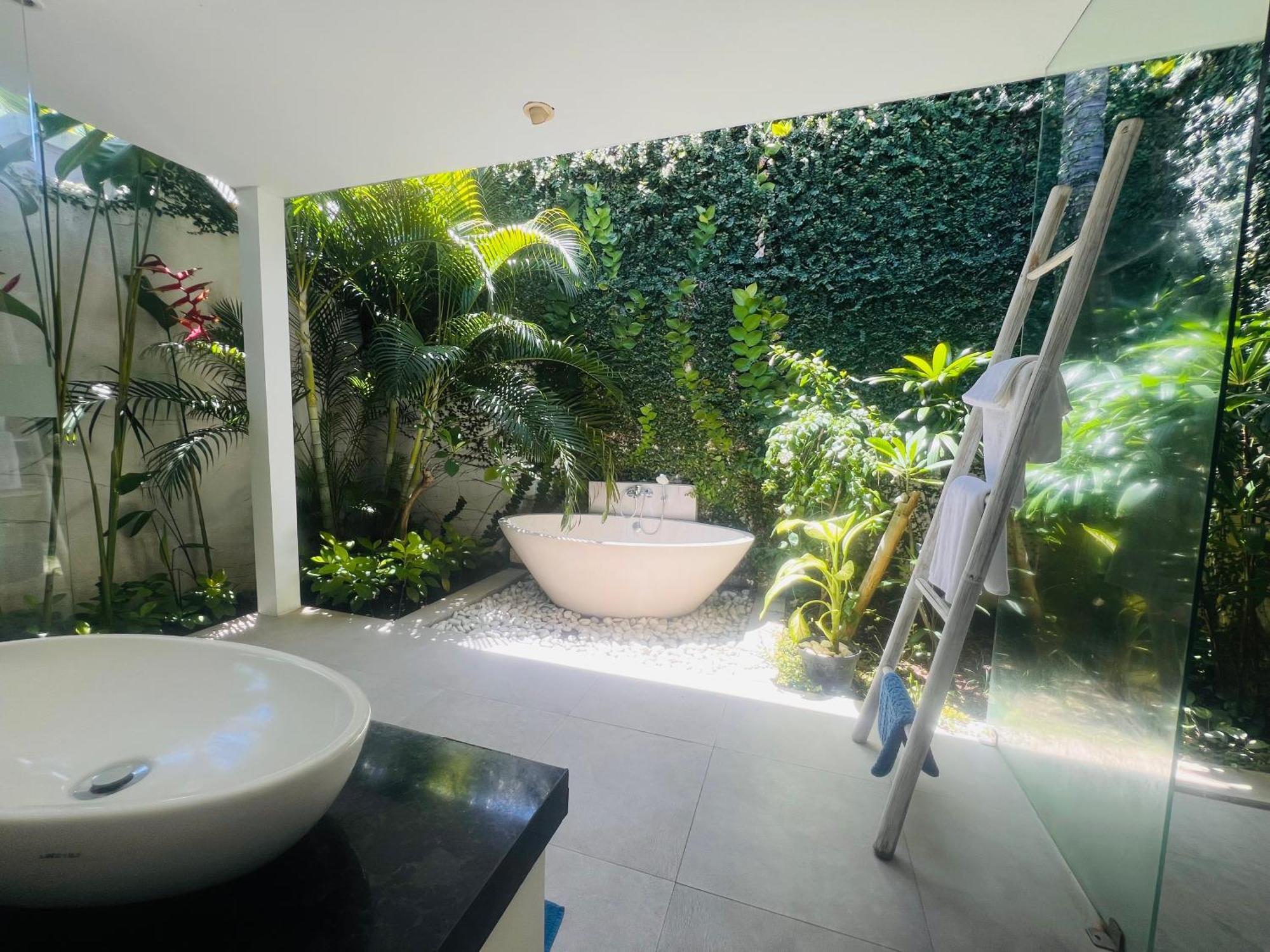 Ley By Best Deals Asia Hospitality * Seminyak (Bali)